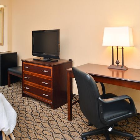 Holiday Inn Hotel & Suites Chicago - Downtown, An Ihg Hotel מראה חיצוני תמונה